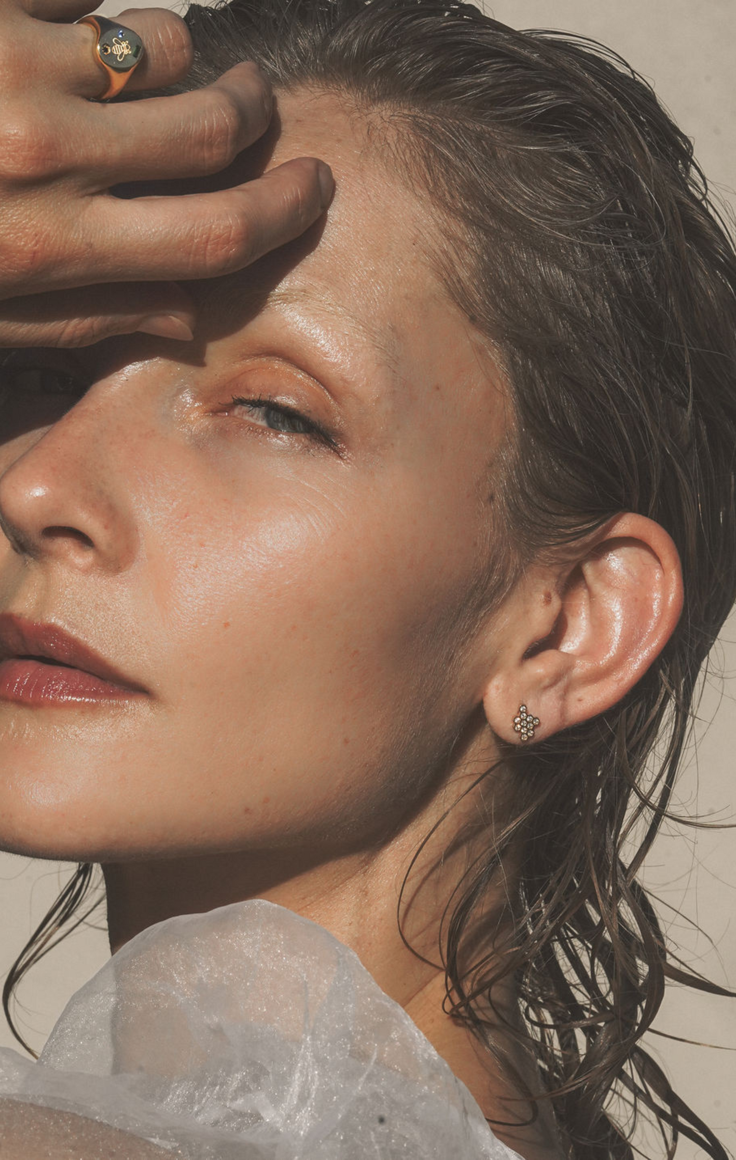 HONEY COMB PIERCING EARRING