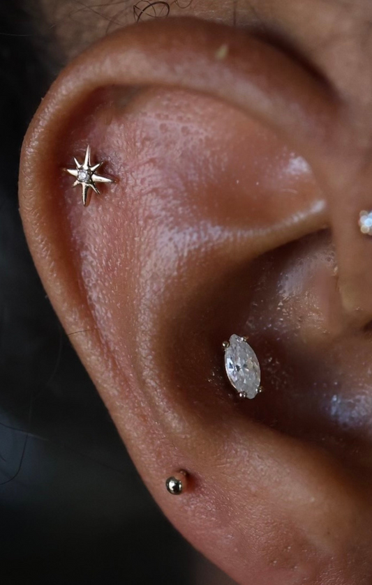 MICRO GOLD STUD PIERCING EARRING