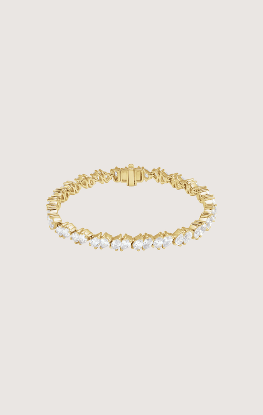 Asteria tennis bracelet in 14k yellow gold with alternating oval lab-grown diamonds