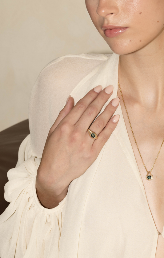 OPHIDIA SAPPHIRE RING