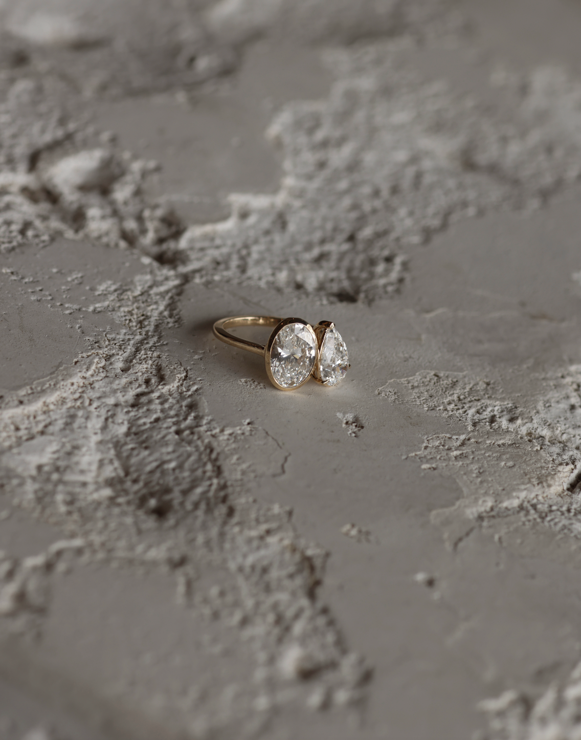 toi et moi engagement ring